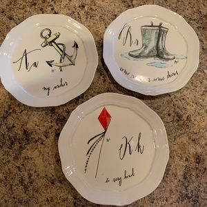 Linea Carta dessert plates